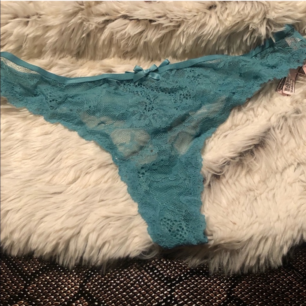 Victoria’s Secret Very Sexy Fashion Lace Thongs
